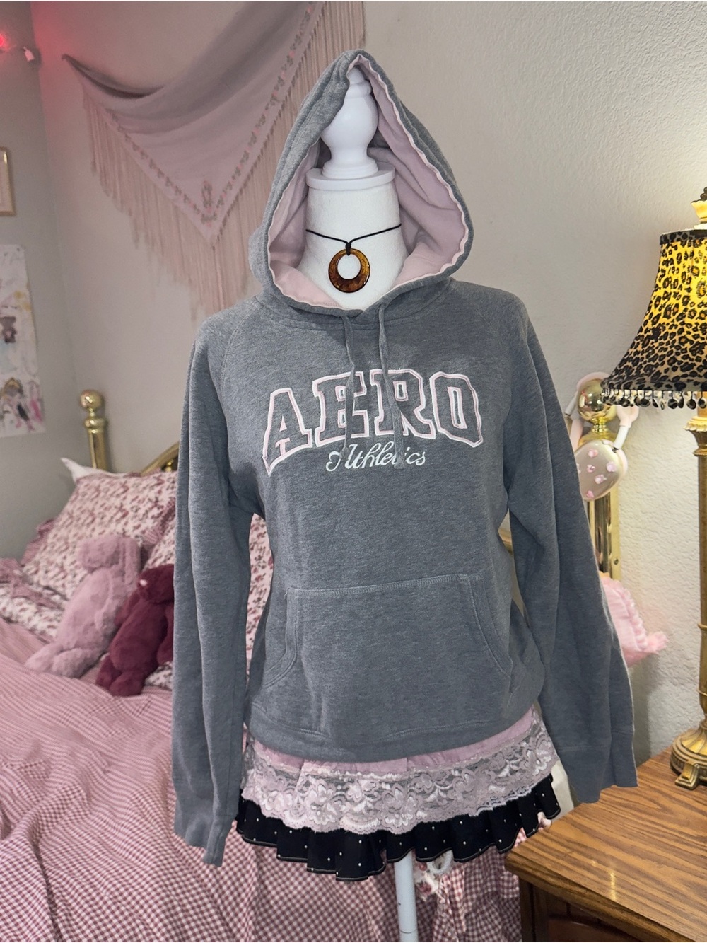 Y2K AERO Grey Pullover Hoodie with Pink Lining - Aeropostale